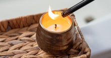 Load image into Gallery viewer, Bourbon Royalty Small Midas Candle in your choice of scent