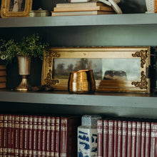 Load image into Gallery viewer, Bourbon Royalty Small Midas Candle in your choice of scent
