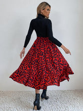 Load image into Gallery viewer, Printed Ruffle Hem Midi Skirt
