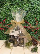 Load image into Gallery viewer, Orleans Gift Giving Bundle Including a Medium Wash, Car Vent, Room Spray and Large Candle
